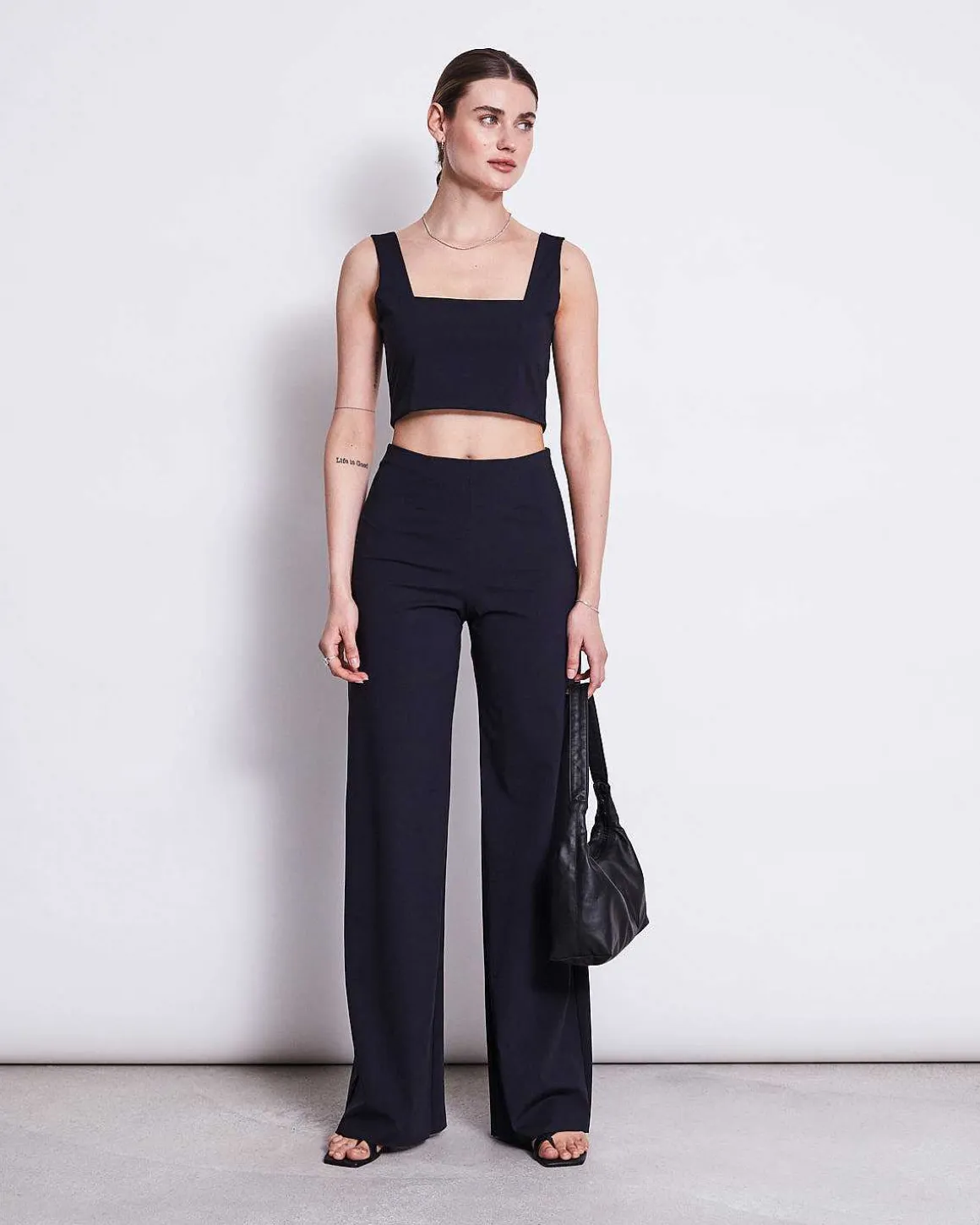 Crop Top Cancun Black