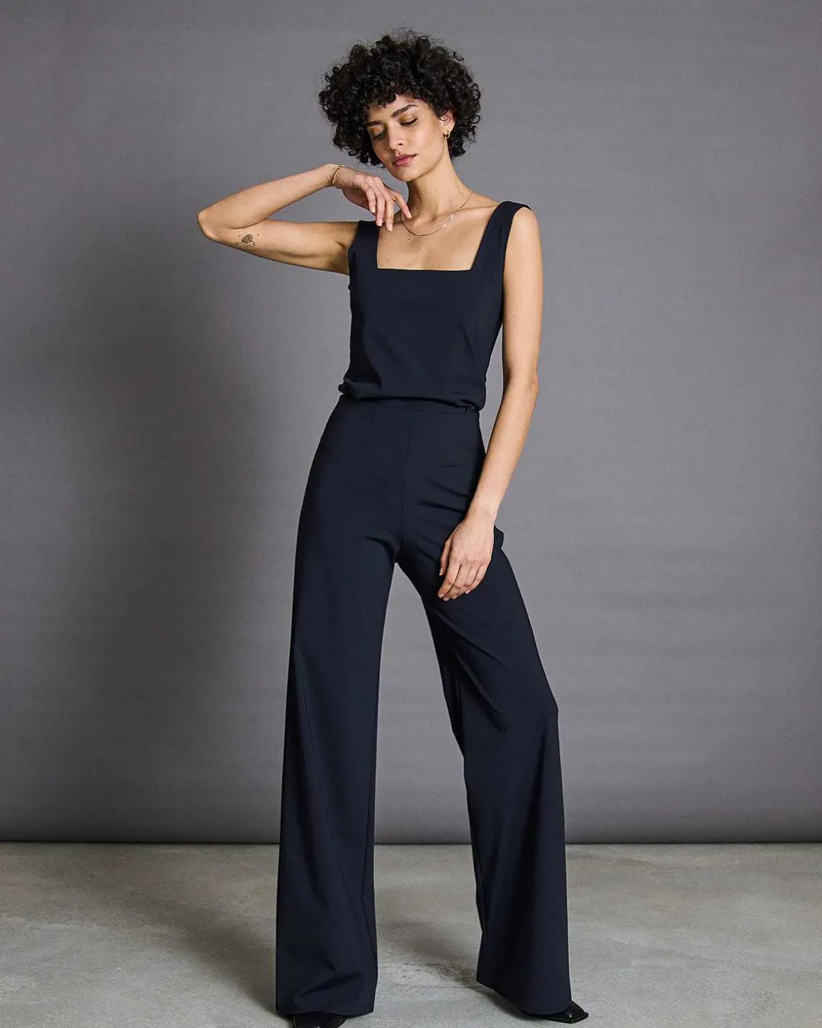Top Merida Black