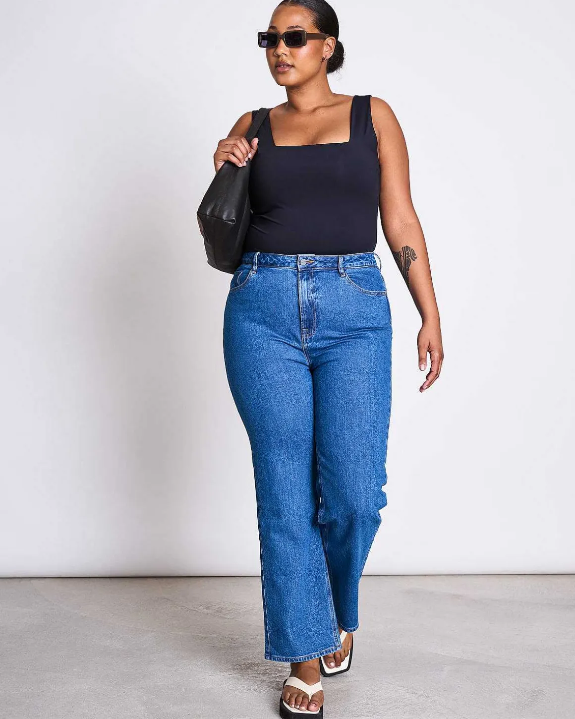 Top Merida Black