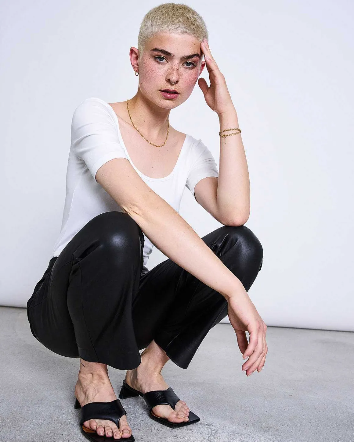 T-Shirt Scoop White